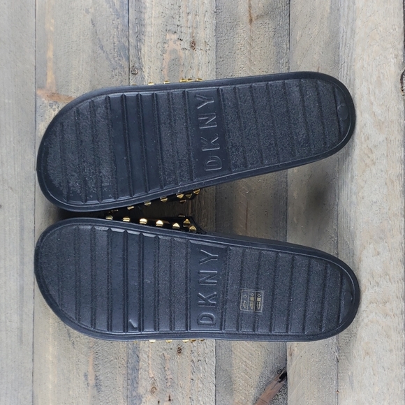 DKNY Logo Band Slides Sandals Black Gold NEW - Picture 5 of 8